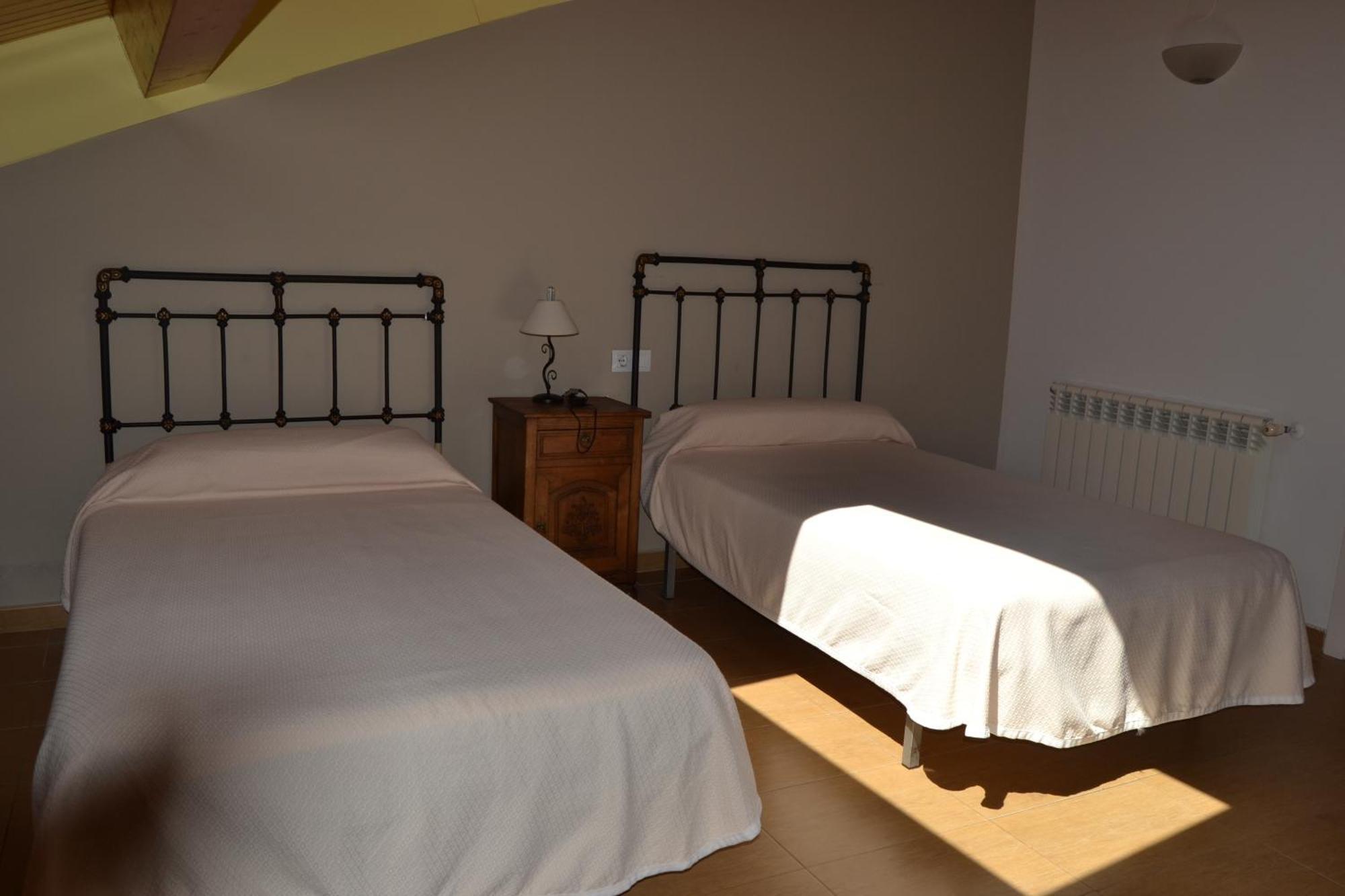 Albergue Internacional Hostel ซาร์เรีย ภายนอก รูปภาพ